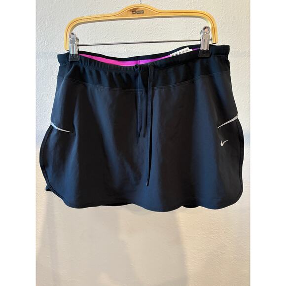 Nike Pants - Nike Skort Wmens Size Small Black